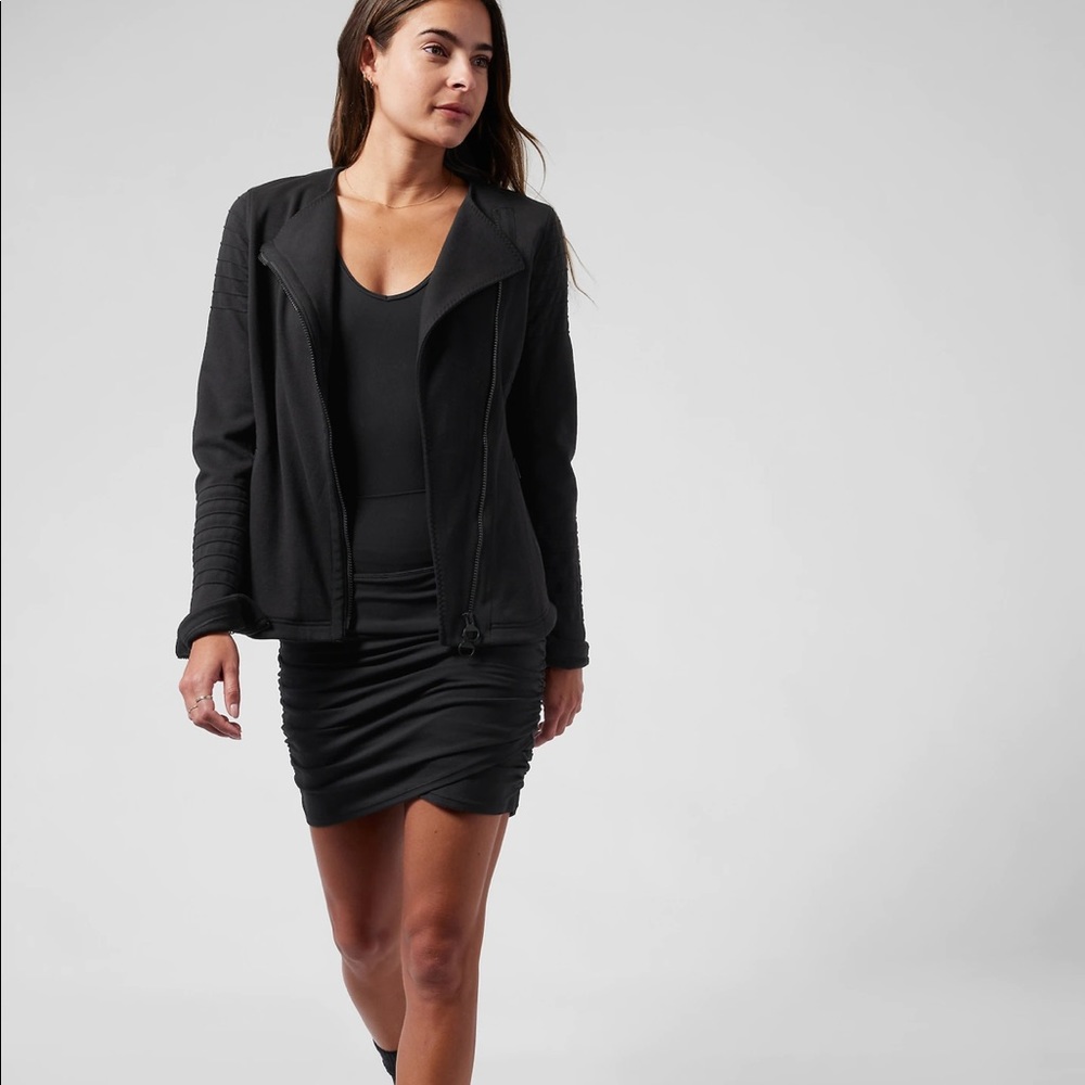 Athleta transcend skort